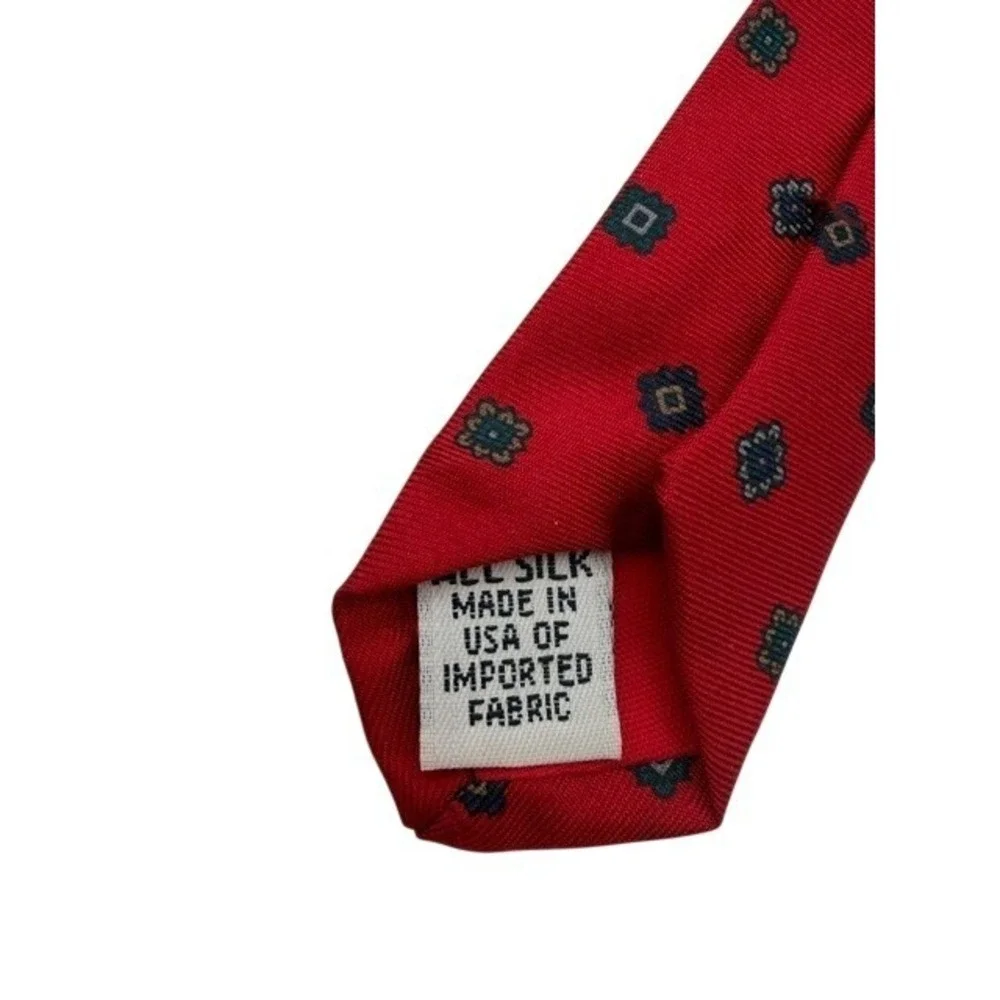 Stafford Mens Silk Necktie Red Blue Black Geometric Medallion‎ Classic Power Tie